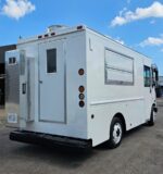 Food Truck with Brand New Kitchen Custom Build - Image 3